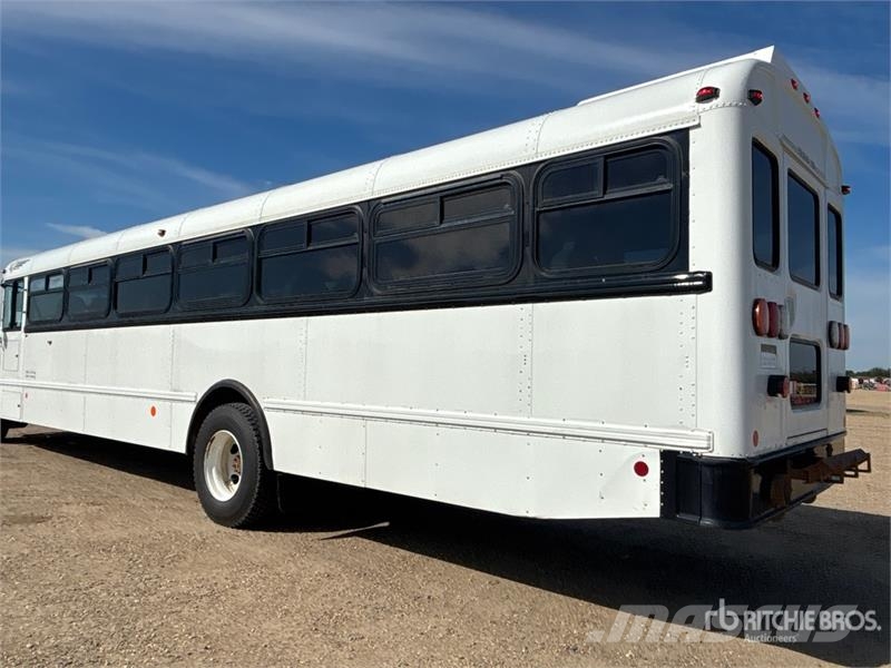 International PC105 4x2 44-Seat School Bus Mikroautobusi