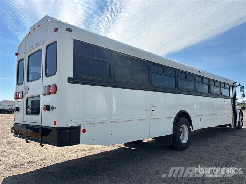 International PC105 4x2 44-Seat School Bus Mikroautobusi