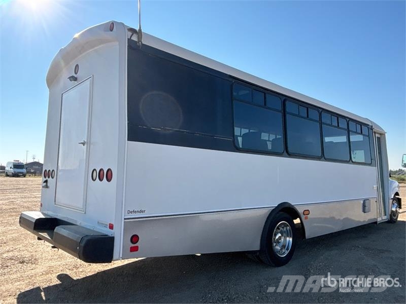 International PC805 4x2 29-Seat Transit Bus Mikroautobusi
