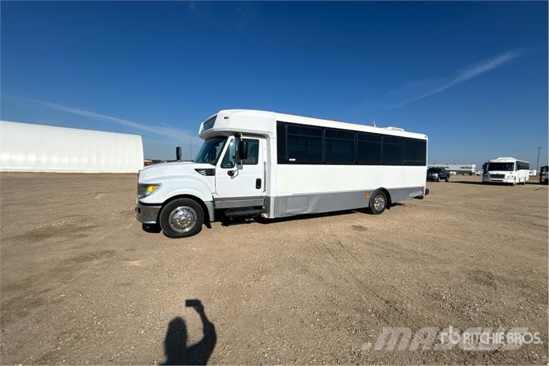 International PC805 4x2 29-Seat Transit Bus Mikroautobusi