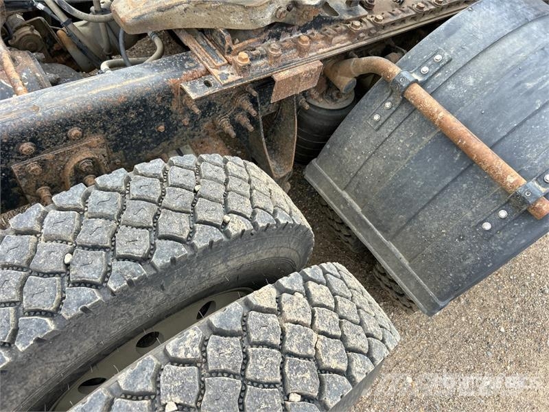 International ProStar+ 122 6x4 T/A Sleeper Truck Tractor Vilcēji