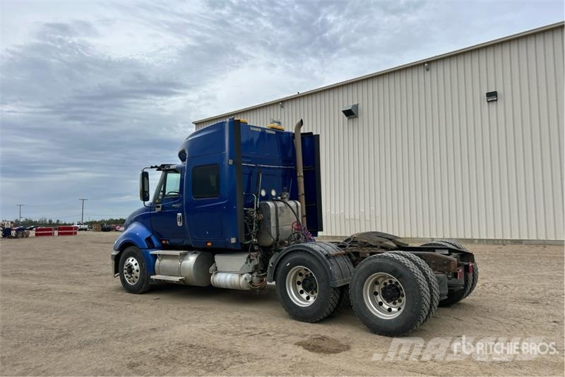 International ProStar+ 122 6x4 T/A Sleeper Truck Tractor Vilcēji