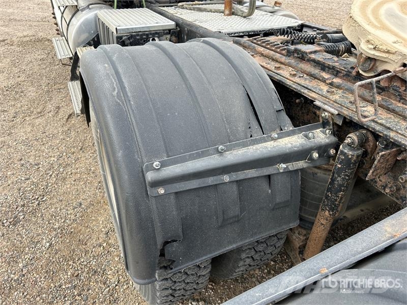 International ProStar + 6x4 T/A Day Cab Truck Tractor Vilcēji