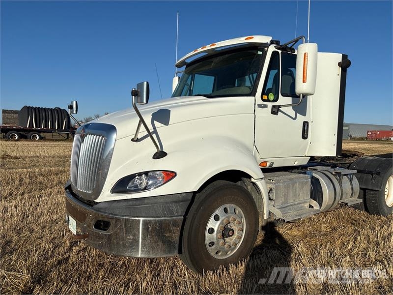 International ProStar+ 122 Τράκτορες