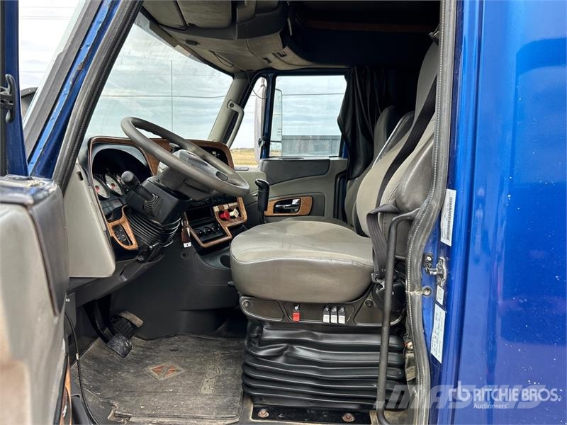 International ProStar+ 122 6x4 T/A Sleeper Truck Tractor Vilcēji