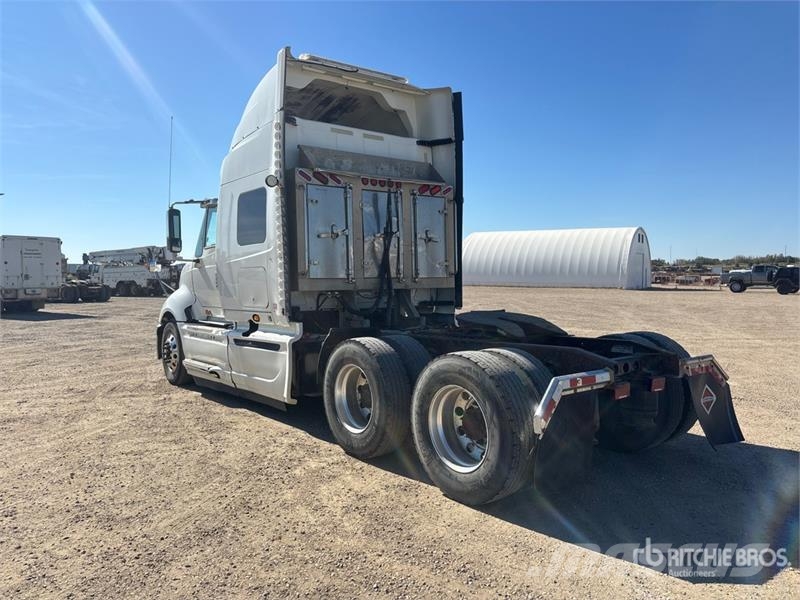 International Prostar+ 122 6x4 T/A Sleeper Truck Tractor Τράκτορες