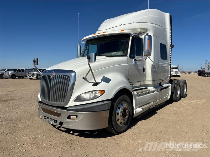 International Prostar+ 122 6x4 T/A Sleeper Truck Tractor Τράκτορες