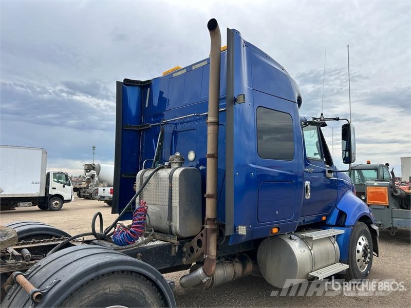 International ProStar+ 122 6x4 T/A Sleeper Truck Tractor Vilcēji