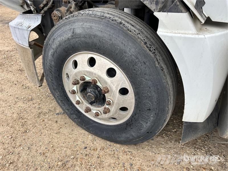 International Prostar 6x4 Chemical Truck Otros camiones