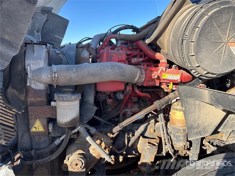International ProStar+ 122 Τράκτορες