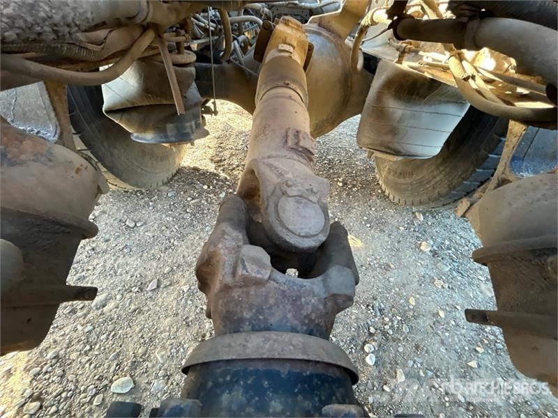 International ProStar 6x4 T/A Day Cab Truck Tractor (Inoperable) وحدات الجر
