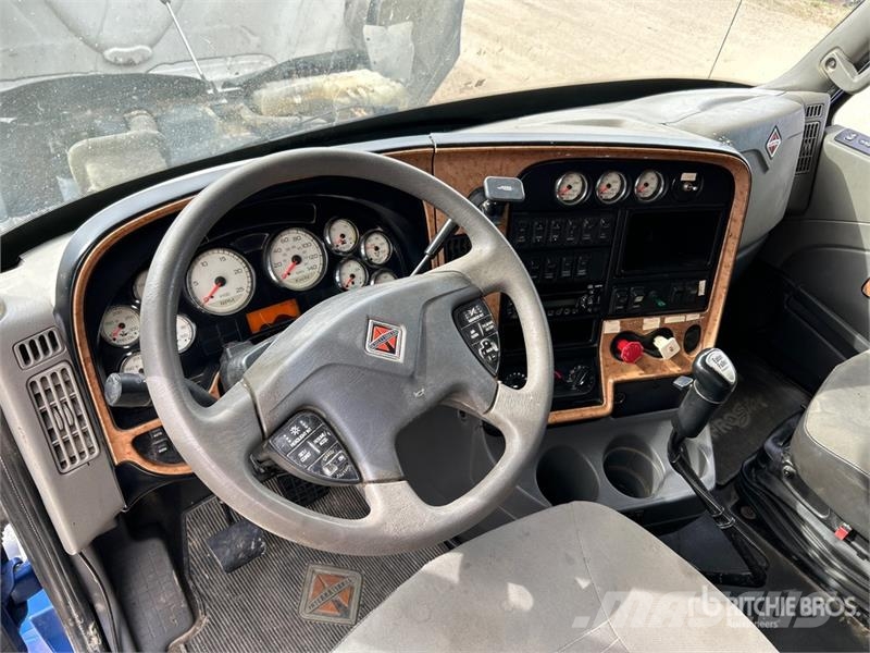 International ProStar+ 122 6x4 T/A Sleeper Truck Tractor Vilcēji