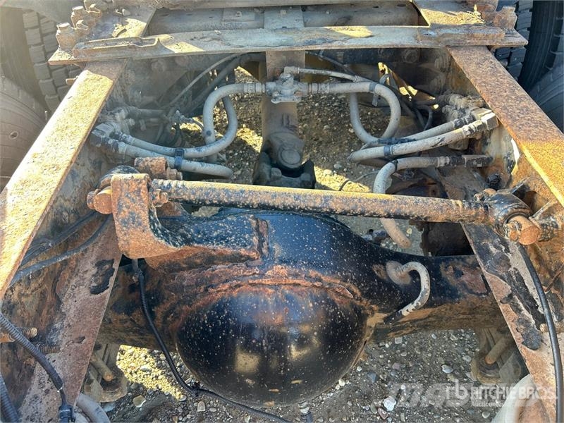 International ProStar 6x4 T/A Day Cab Truck Tractor (Inoperable) وحدات الجر