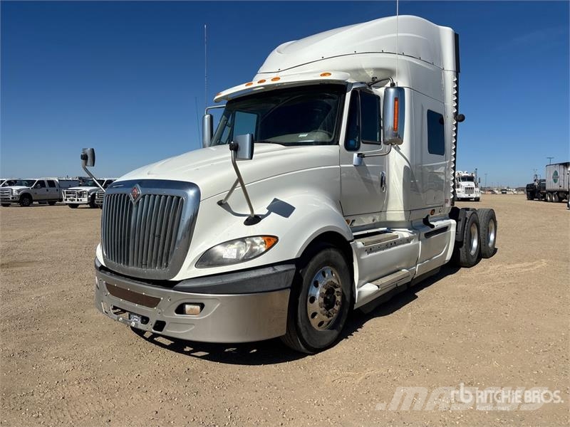 International Prostar+ 122 6x4 T/A Sleeper Truck Tractor Τράκτορες