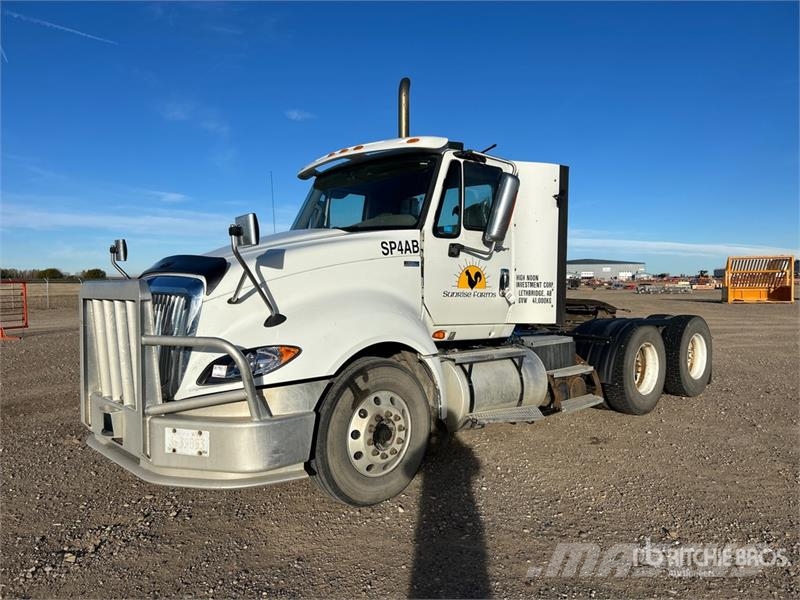 International ProStar 6x4 T/A Day Cab Truck Tractor (Inoperable) وحدات الجر