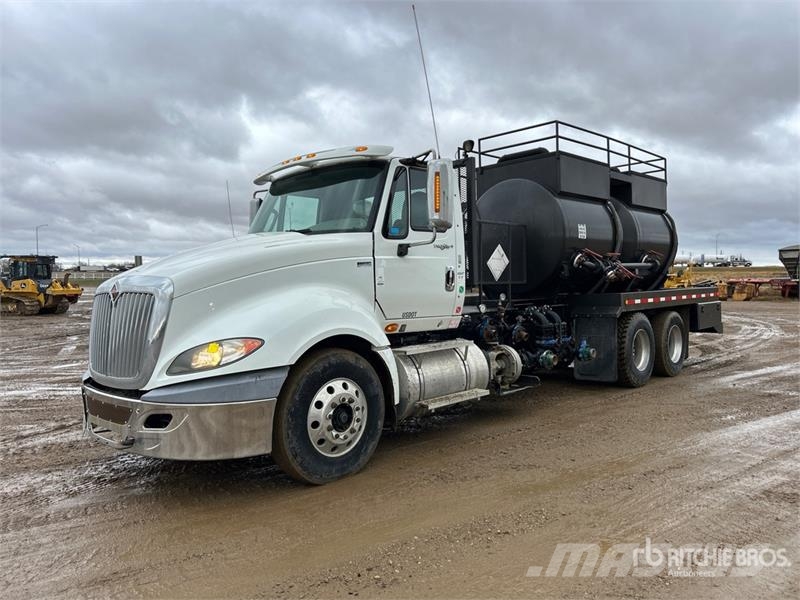 International Prostar 6x4 Chemical Truck Otros camiones