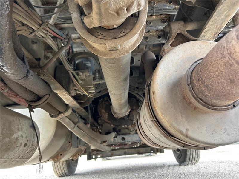 International ProStar+ 122 6x4 T/A Sleeper Truck Tractor Vilcēji