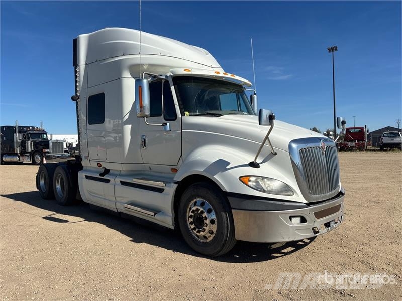 International Prostar+ 122 6x4 T/A Sleeper Truck Tractor Τράκτορες
