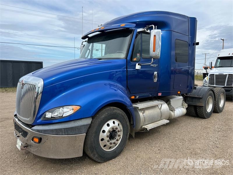 International ProStar+ 122 6x4 T/A Sleeper Truck Tractor Vilcēji