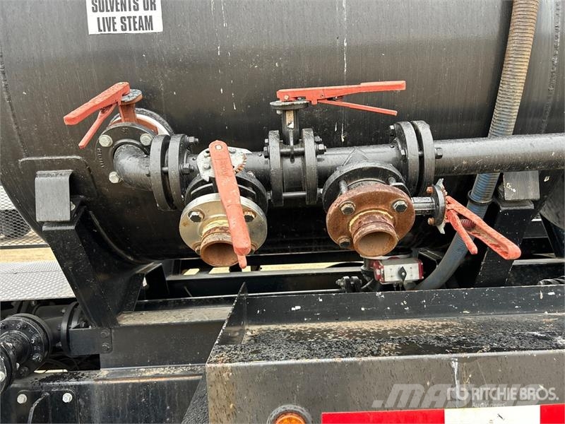 International Prostar 6x4 Chemical Truck Otros camiones