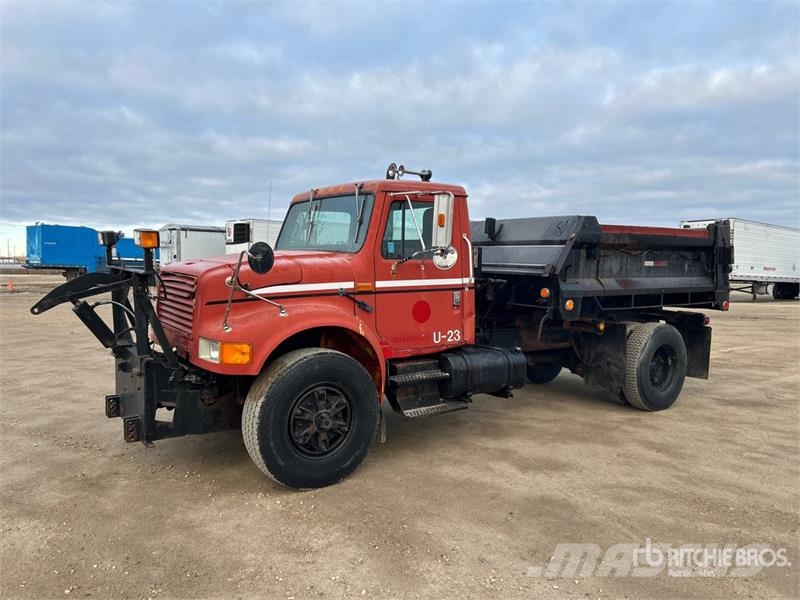 International S/A Dump Truck شاحنات قلابة