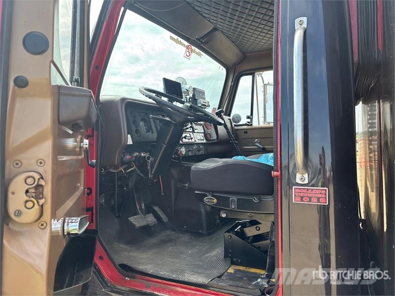 International S1900 4x2 Toy Hauler 其他貨車