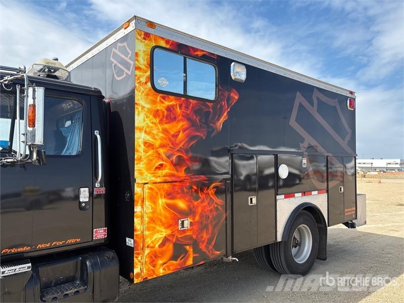 International S1900 4x2 Toy Hauler 其他貨車
