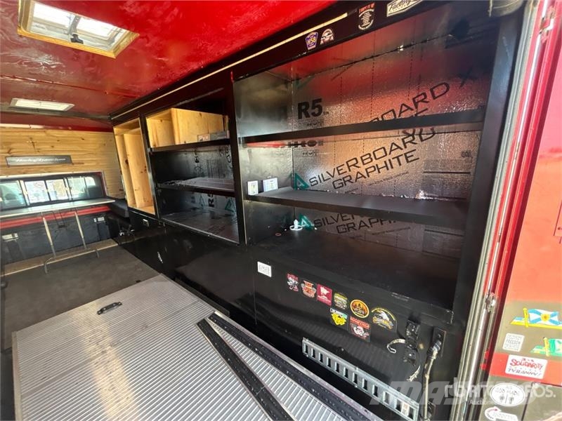 International S1900 4x2 Toy Hauler 其他貨車