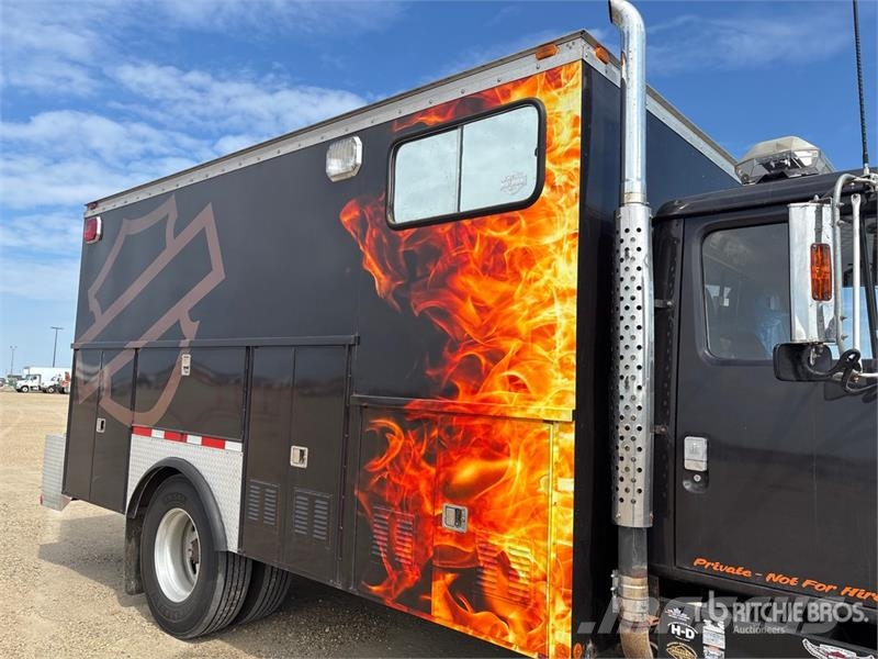 International S1900 4x2 Toy Hauler 其他貨車