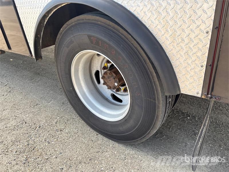 International S1900 4x2 Toy Hauler 其他貨車
