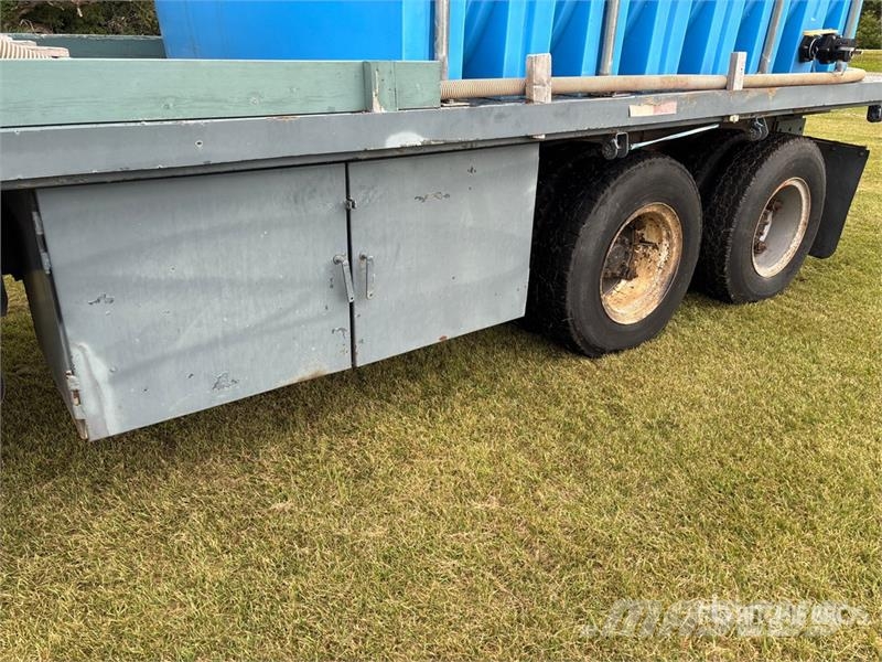 International S2500 6x4 Water Flatbed Truck شاحنات مسطحة/مفصلية الجوانب