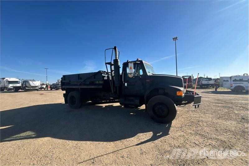 International SA 495 4x2 Plow Snow Plow Truck Komunalna vozila