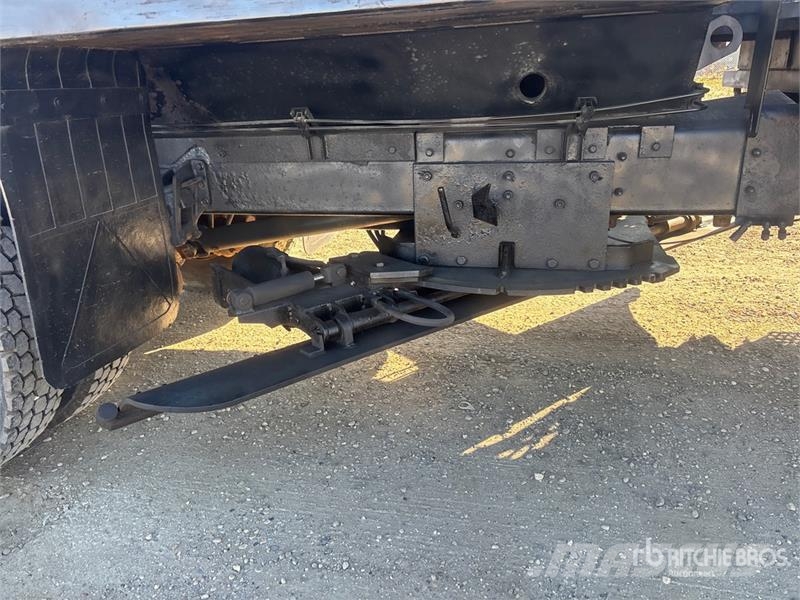 International SA 495 4x2 Plow Snow Plow Truck Komunalna vozila