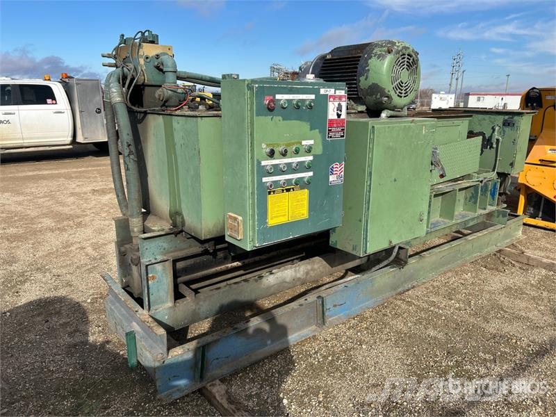 International Skid Mounted Square Baler محزمات مربعة