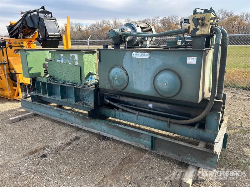 International Skid Mounted Square Baler محزمات مربعة