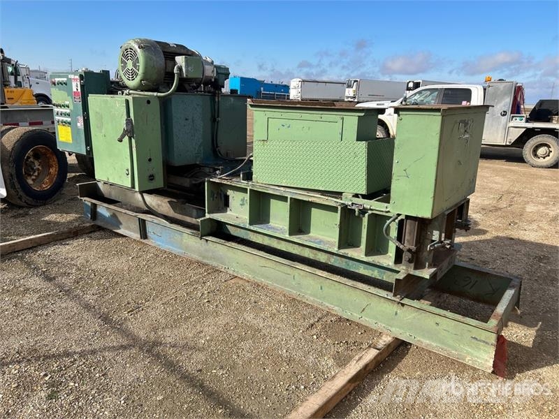 International Skid Mounted Square Baler محزمات مربعة