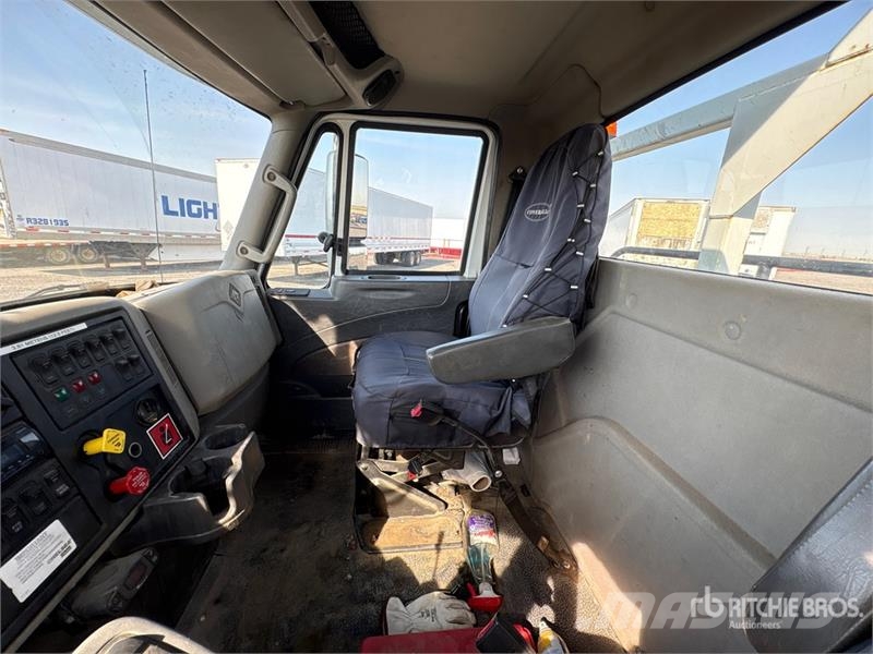 International Terex Commander C6060 on International Workstar 7 Mobiele Boorinstallatie