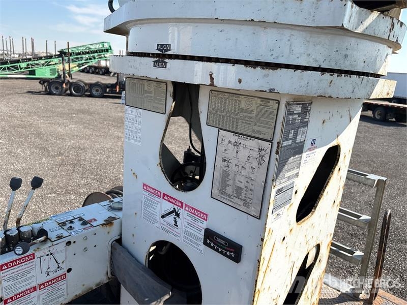 International Terex Commander C6060 on International Workstar 7 Mobiele Boorinstallatie