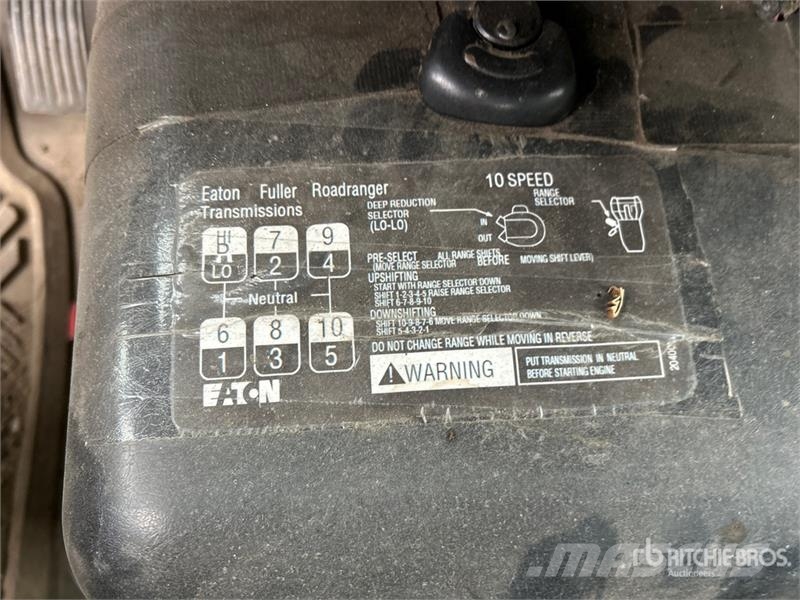 International TranStar 8600 Truck Tractor Units