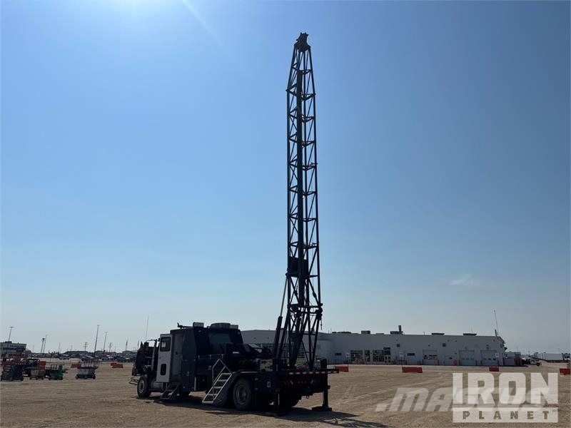 International Workstar 7400 6x4 Wireline Logging Truck Equipamiento para el procesado