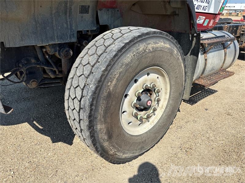 International WorkStar 7600 6x4 Cab and Chassis (Inoperable) Кабини