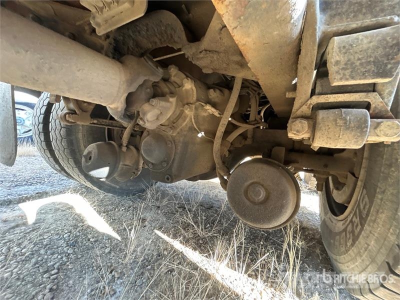 International WorkStar 7600 Tipper trucks