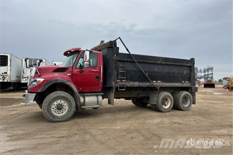 International Workstar 7500 T/A Dump Truck Kipper