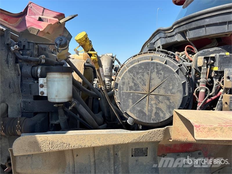 International WorkStar 7600 6x4 Cab and Chassis (Inoperable) Кабини