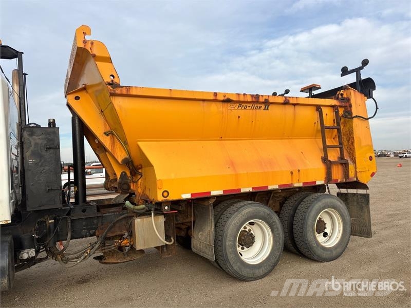 International Workstar 7500 6x4 Snow Plow Truck Kommunal-Sonderfahrzeuge