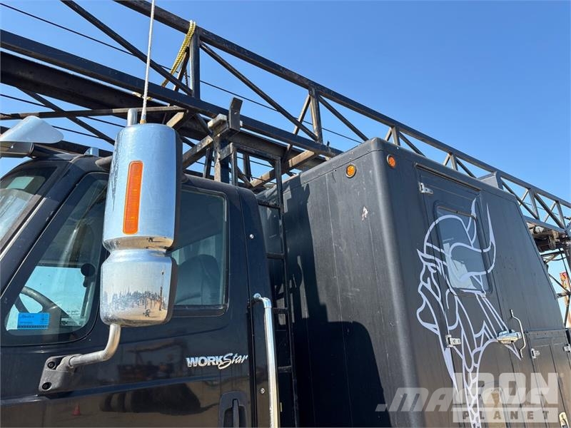International Workstar 7400 6x4 Wireline Logging Truck Equipamiento para el procesado