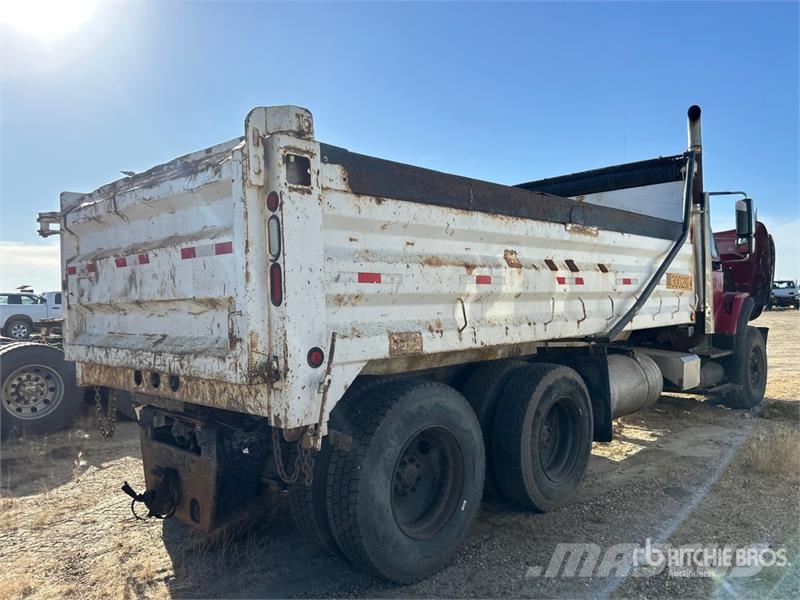 International WorkStar 7600 Tipper trucks