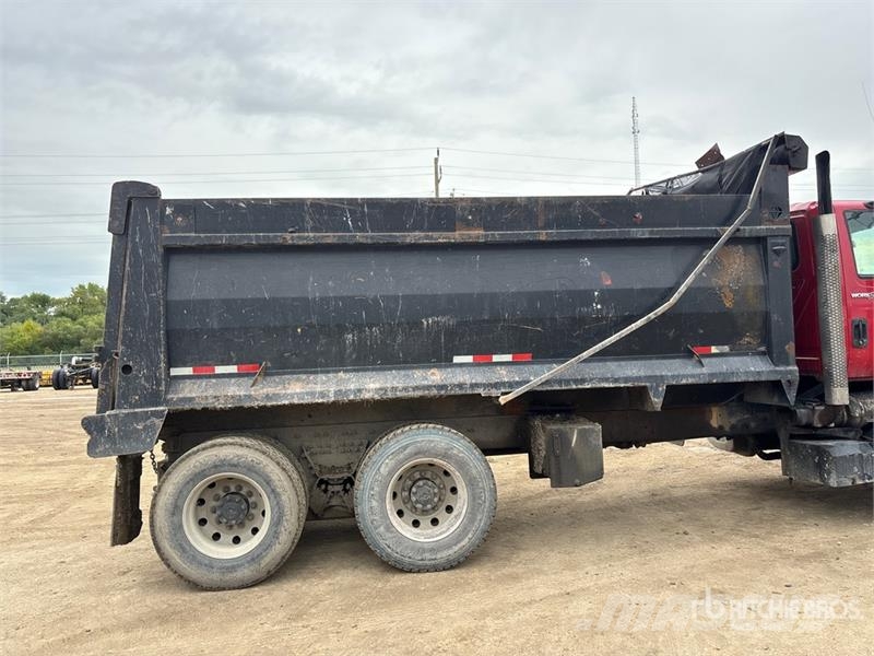 International Workstar 7500 T/A Dump Truck Kipper