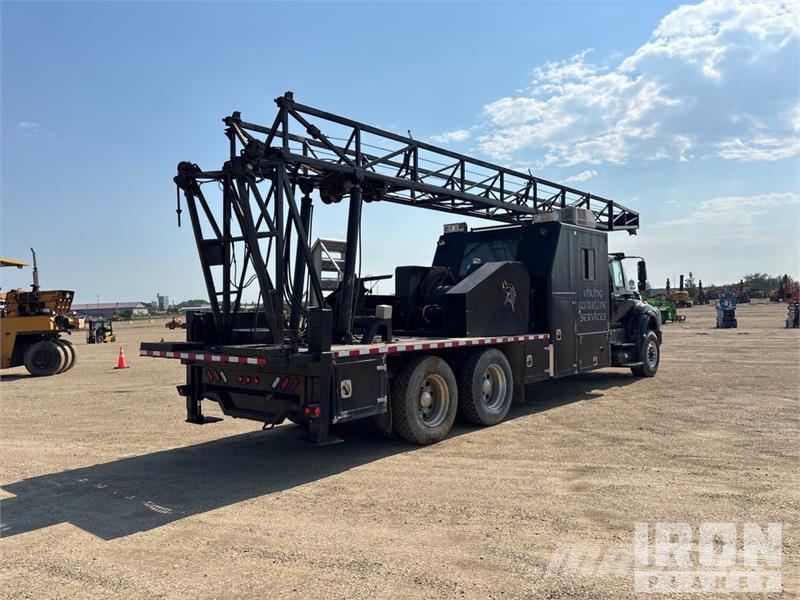 International Workstar 7400 6x4 Wireline Logging Truck Equipamiento para el procesado