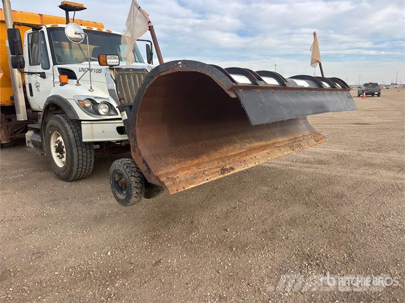 International Workstar 7500 6x4 Snow Plow Truck Kommunal-Sonderfahrzeuge